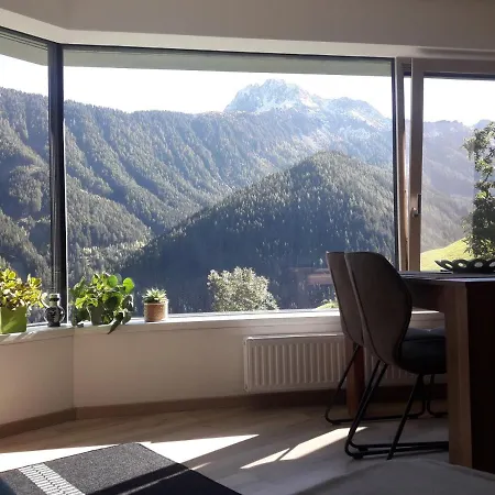 Hofstatthof Farm stay Campo di Trens
